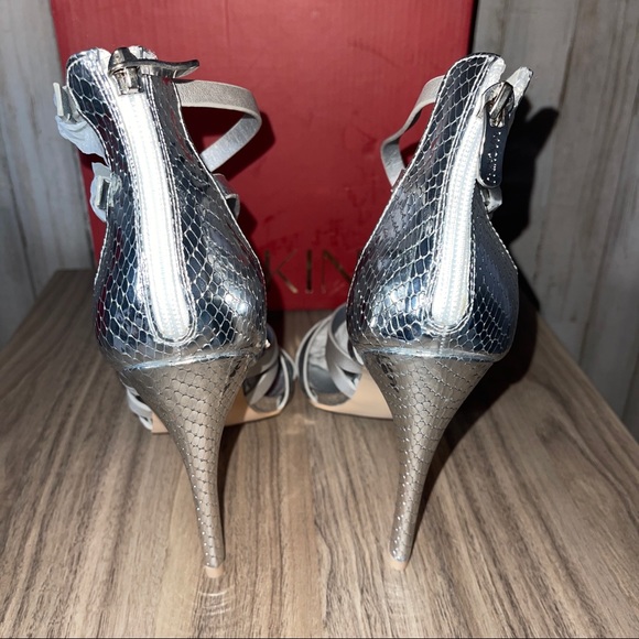 MACKIN Women's Open Toe Gladiator Sandals Stiletto Heel Ankle Strap Dress Sandal - Picture 9 of 12